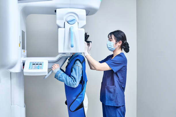 Best Emergency Dental Care for Broken or Chipped Teeth in Fort Dodge, IA